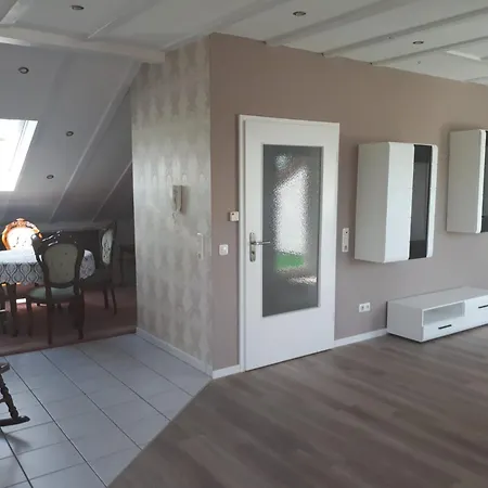 Neu Odenwald Apartment *